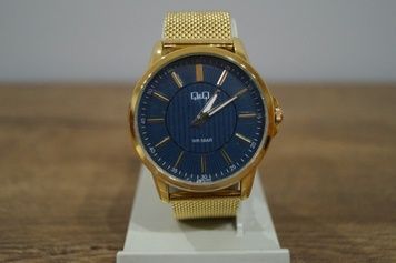Годинник наручний чоловічий Q&Q на сталевому браслеті 6M/QQ0452 фото