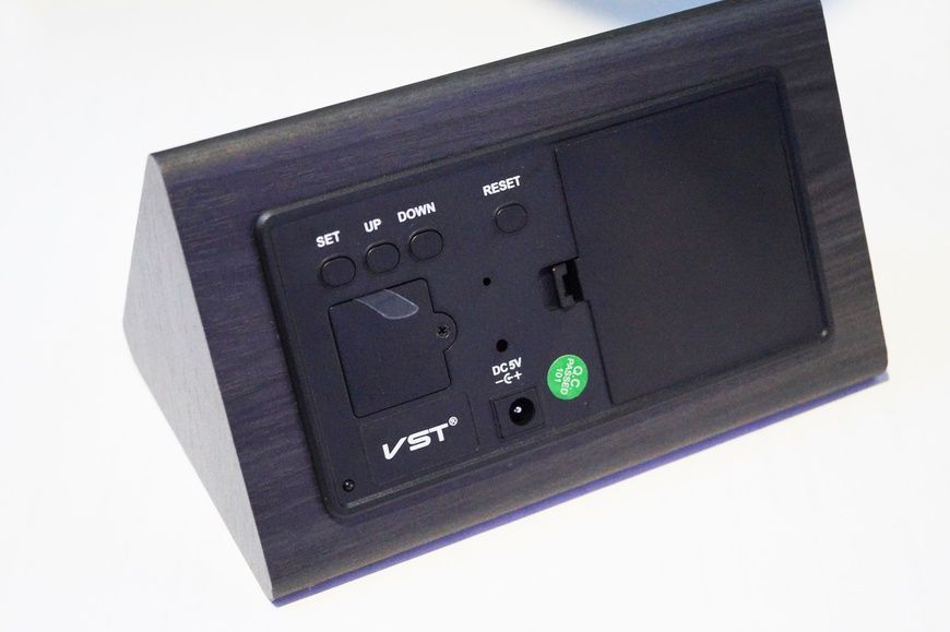 Електронні настільні Годинники з датч. температури Wooden Clock VST-861 зелена підсвітка 6VST/861g фото