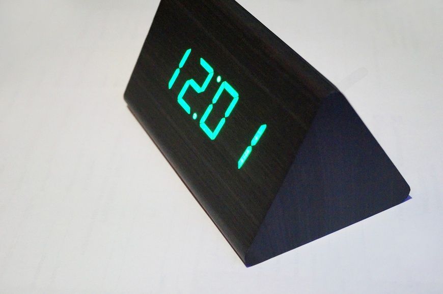 Електронні настільні Годинники з датч. температури Wooden Clock VST-861 зелена підсвітка 6VST/861g фото